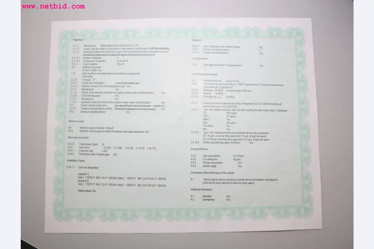 well-maintained machines from the sector automobile workshop -11