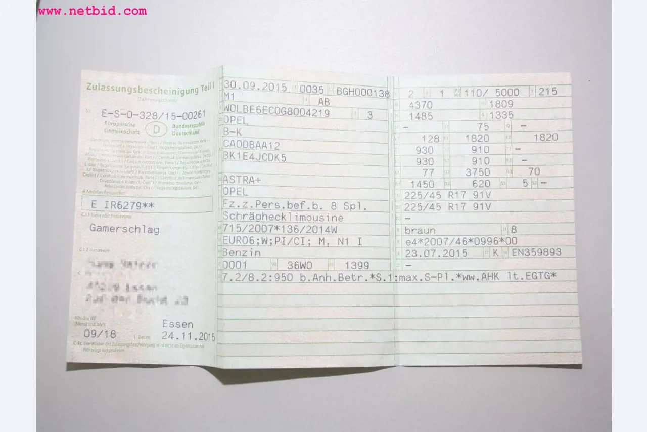 well-maintained machines from the sector automobile workshop -17