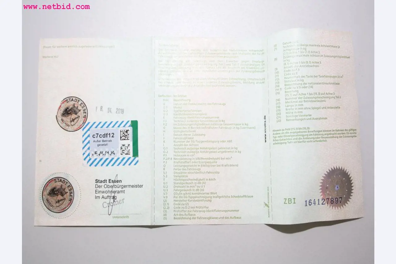 well-maintained machines from the sector automobile workshop -18