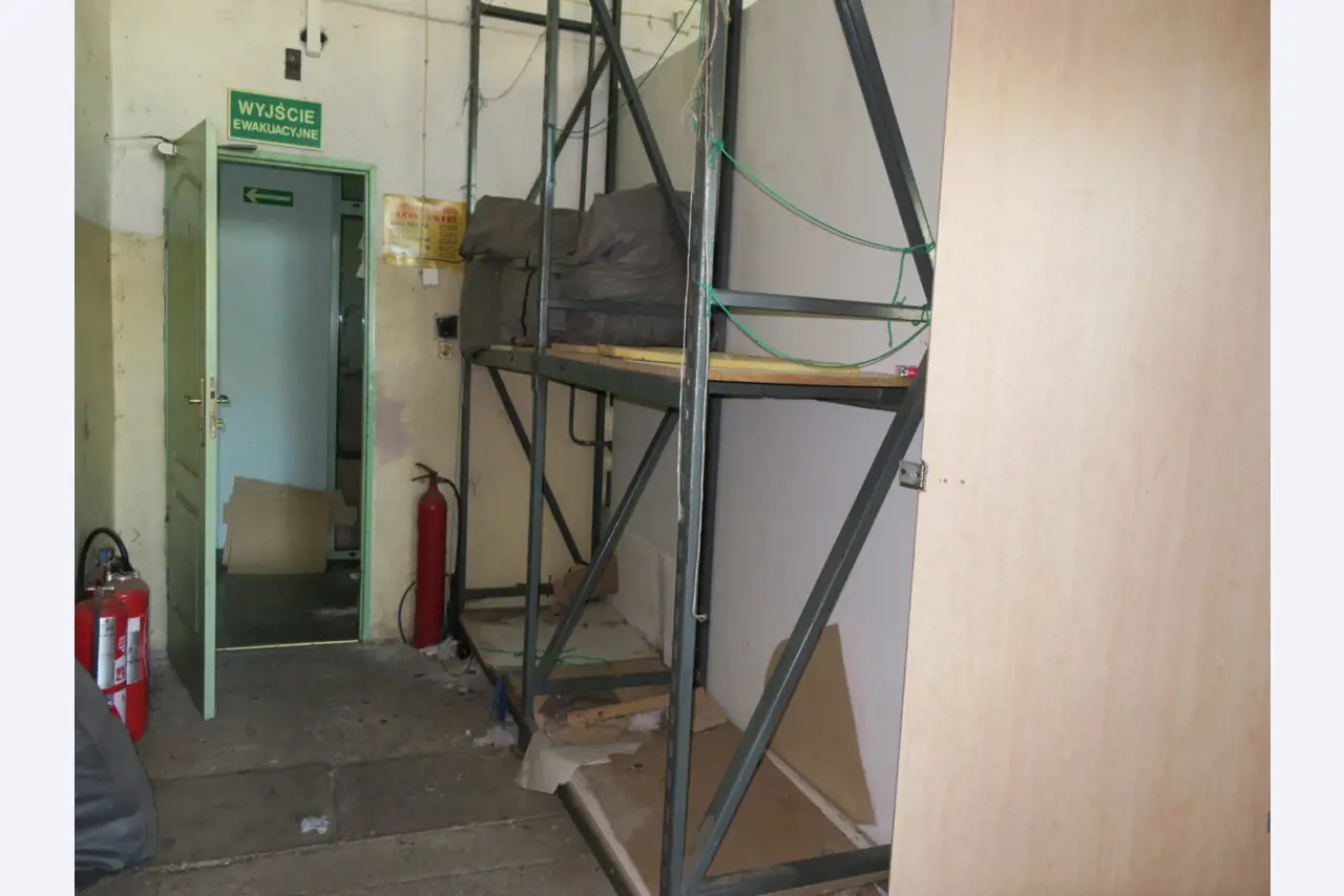 máquinas para trabalhar madeira bem conservadas-11