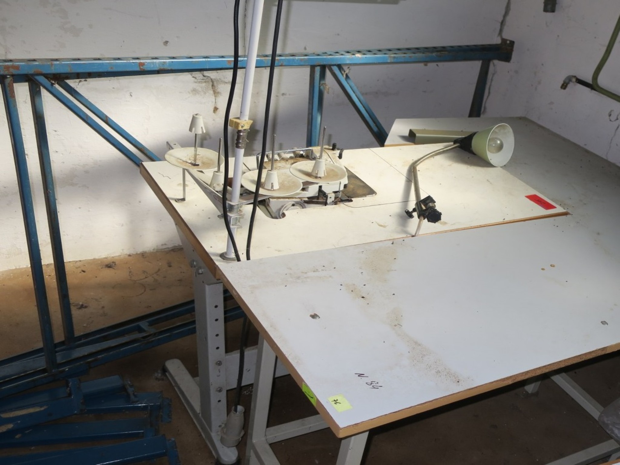 gepflegte Holzbearbeitungsmaschinen-6