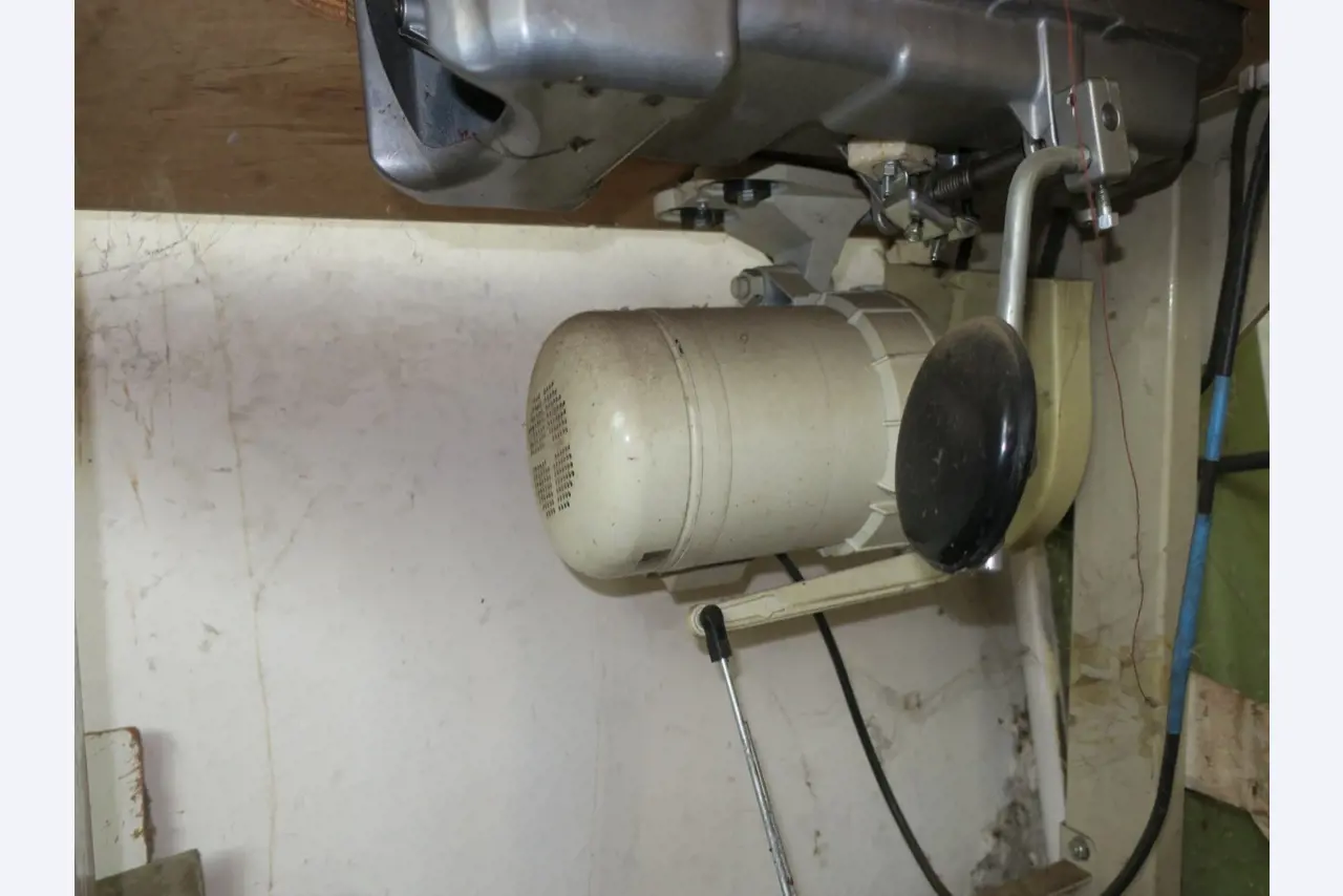 máquinas para trabalhar madeira bem conservadas-4