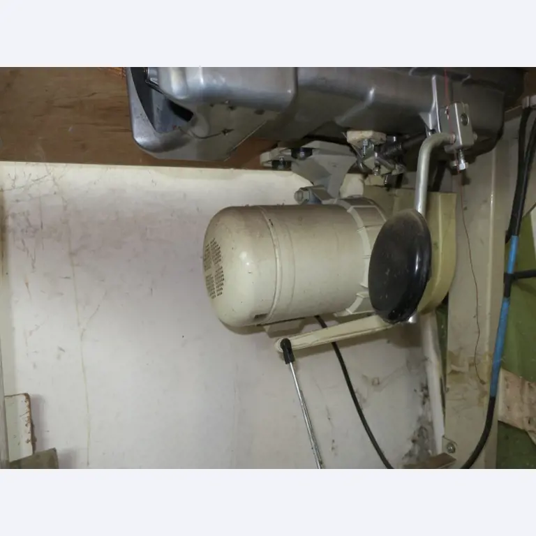 máquinas para trabalhar madeira bem conservadas-4