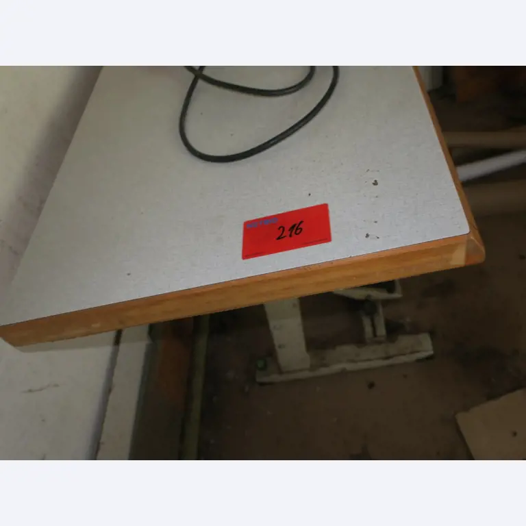 máquinas para trabalhar madeira bem conservadas-6