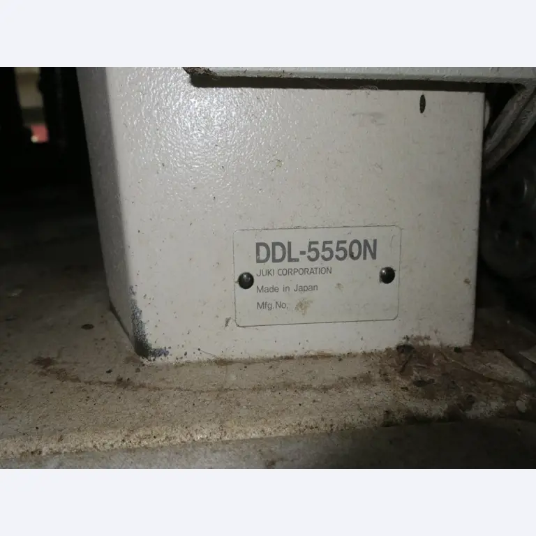 dobro vzdrževani stroji za obdelavo lesa.-3