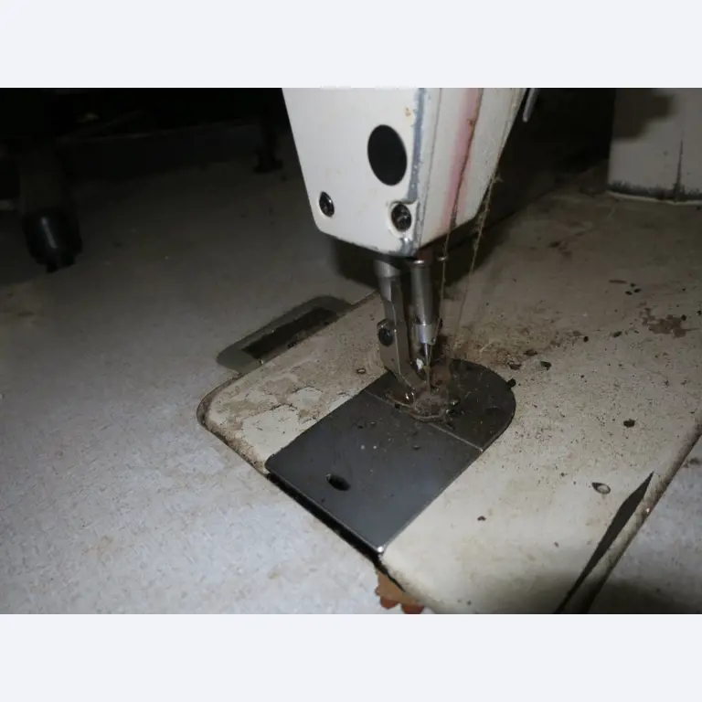 dobro vzdrževani stroji za obdelavo lesa.-4