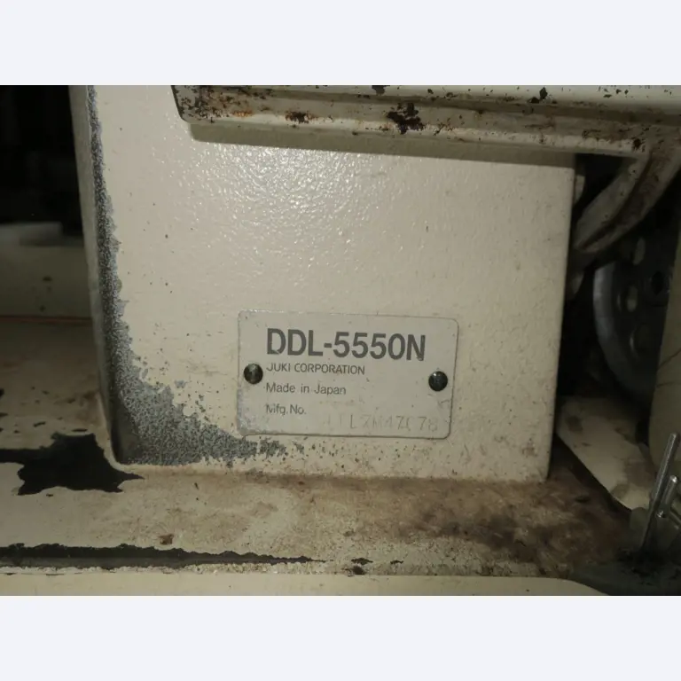 dobro vzdrževani stroji za obdelavo lesa.-3