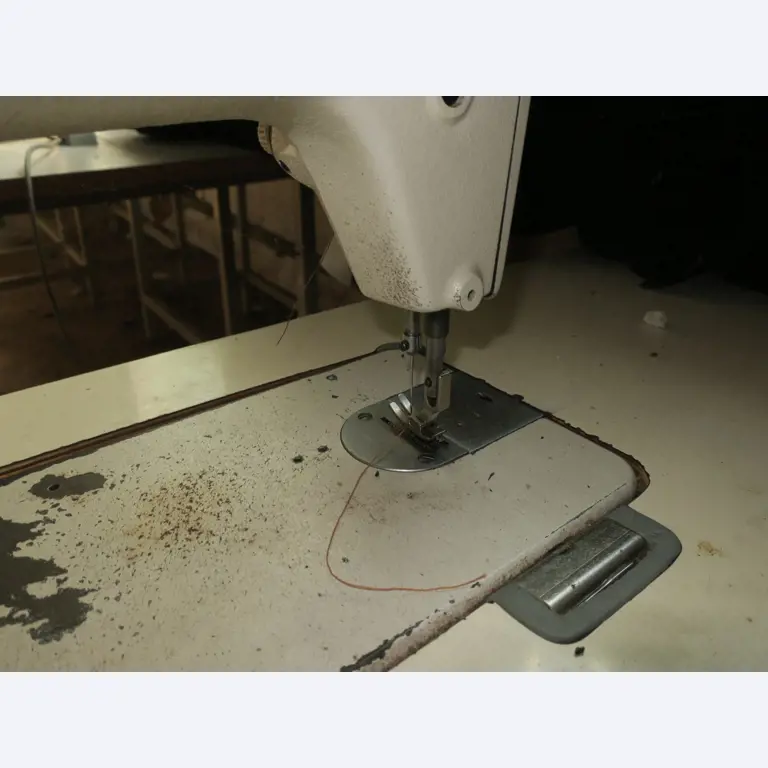 dobro vzdrževani stroji za obdelavo lesa.-7