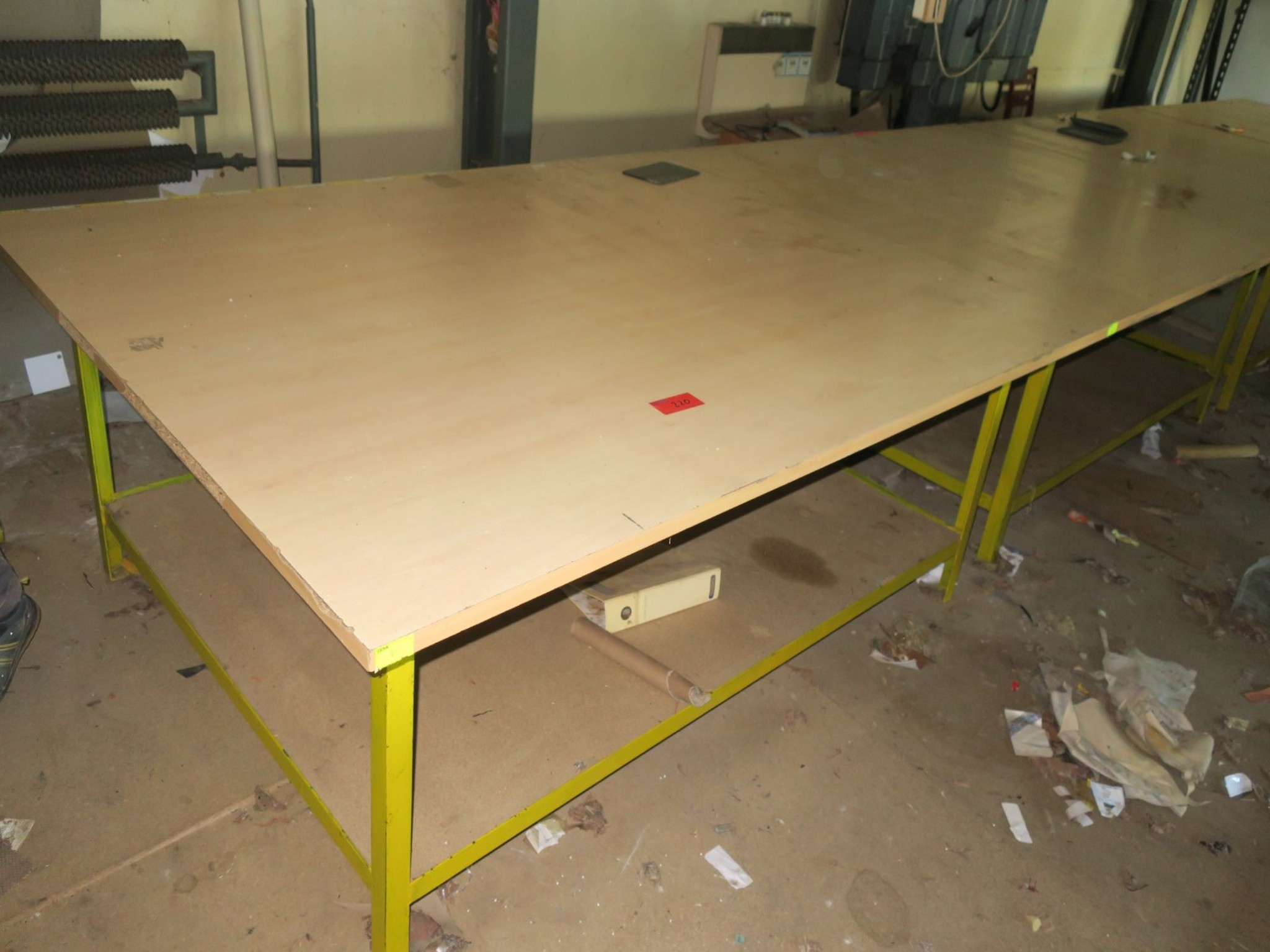 gepflegte Holzbearbeitungsmaschinen-1