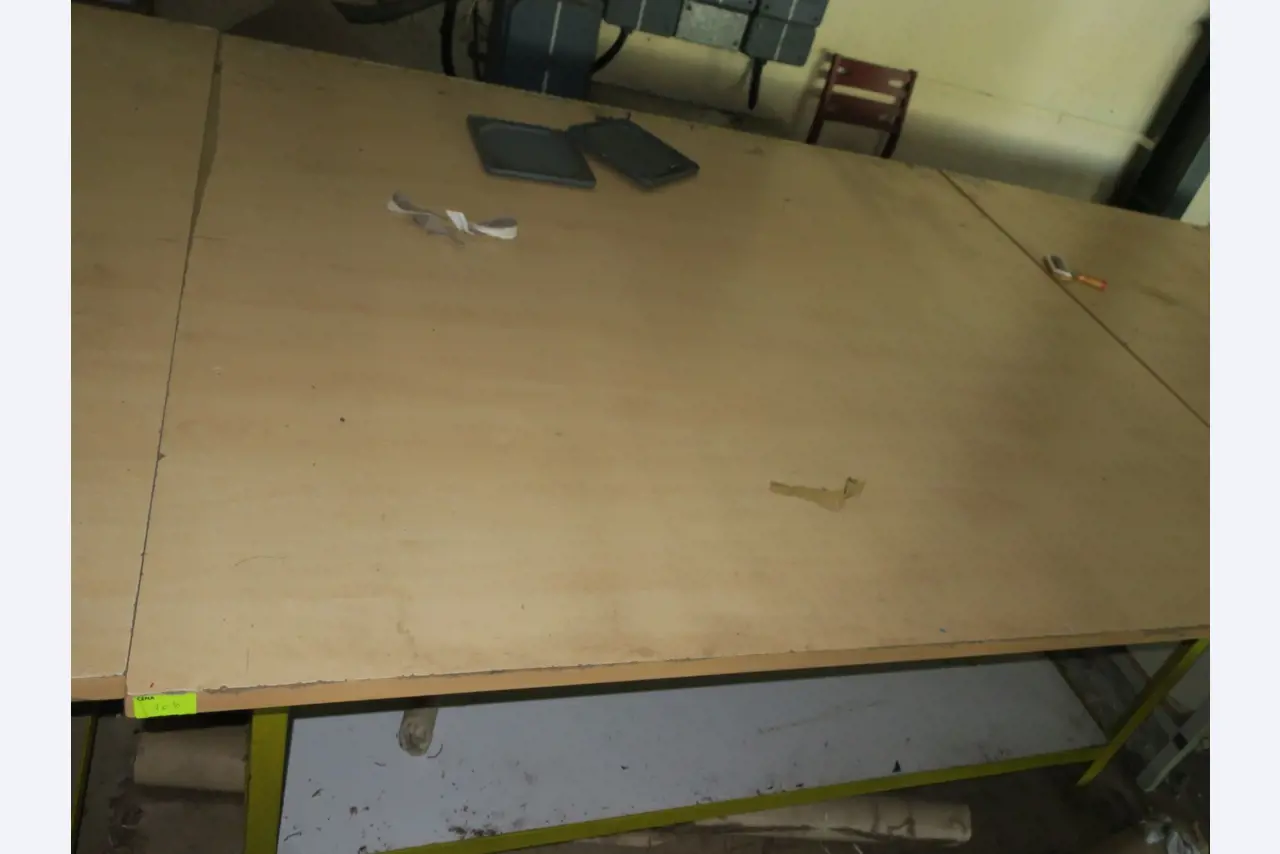 well maintained machines for wood processing-4