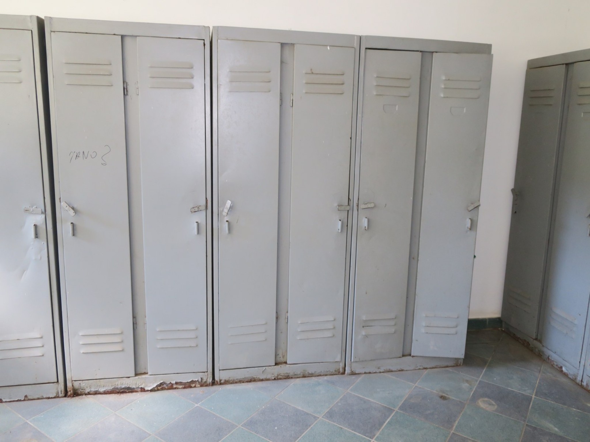 maszyny z zakladu produkcji mebli-7