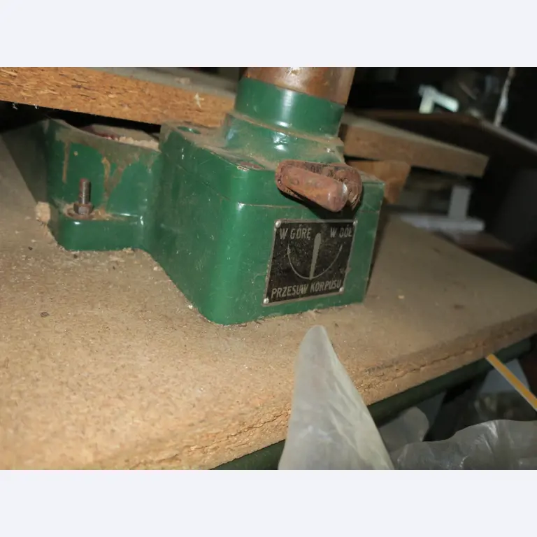 máquinas para trabalhar madeira bem conservadas-6