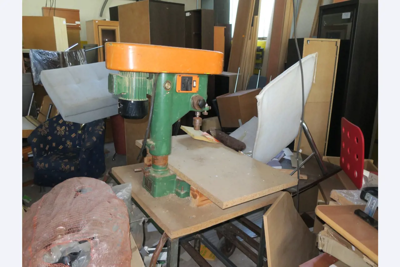 máquinas para trabalhar madeira bem conservadas-9