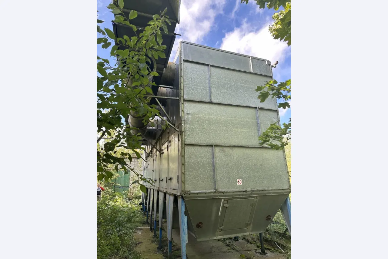 well maintained machines for wood processing-5