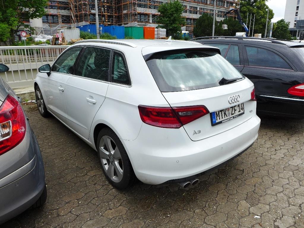 Maszyny budowlane, narzędzia ręczne, samochody, przyczepy i inne środki trwałe <br-14