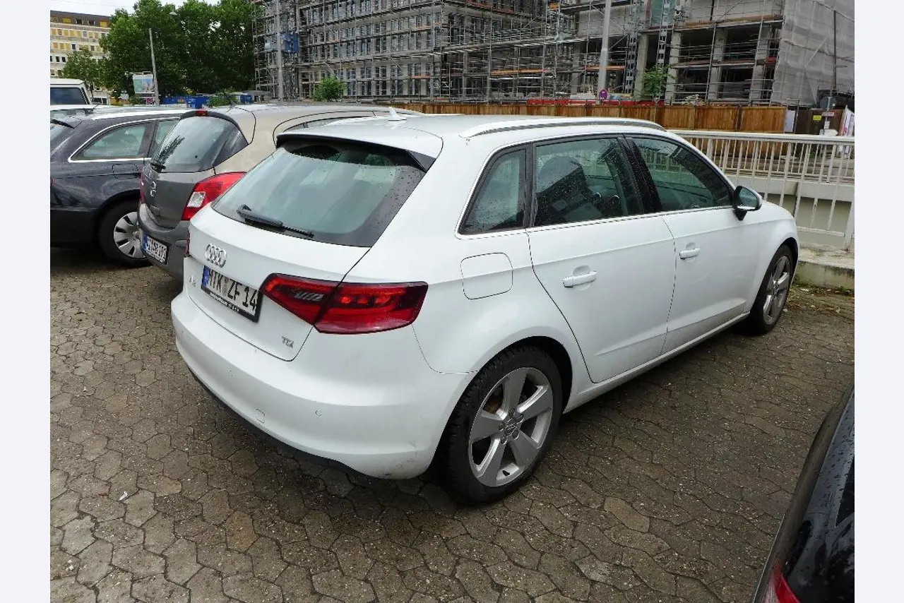 Gradbeni stroji, ročno orodje, avtomobili, prikolice in druga osnovna sredstva <br-15