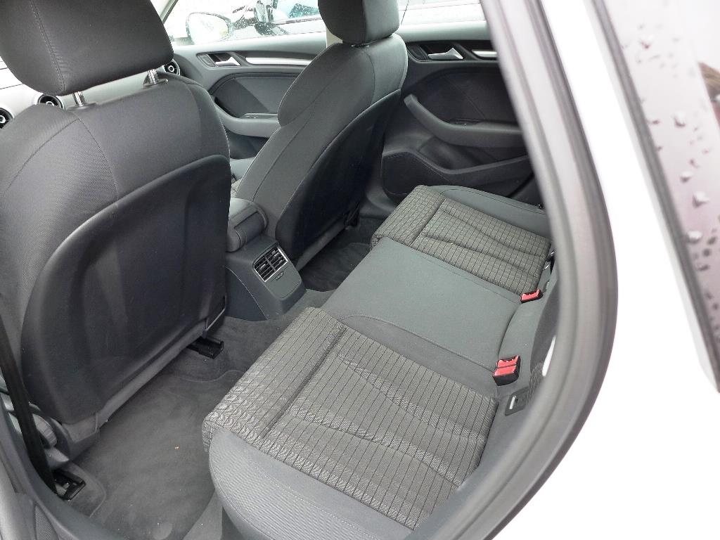 Maszyny budowlane, narzędzia ręczne, samochody, przyczepy i inne środki trwałe <br-17