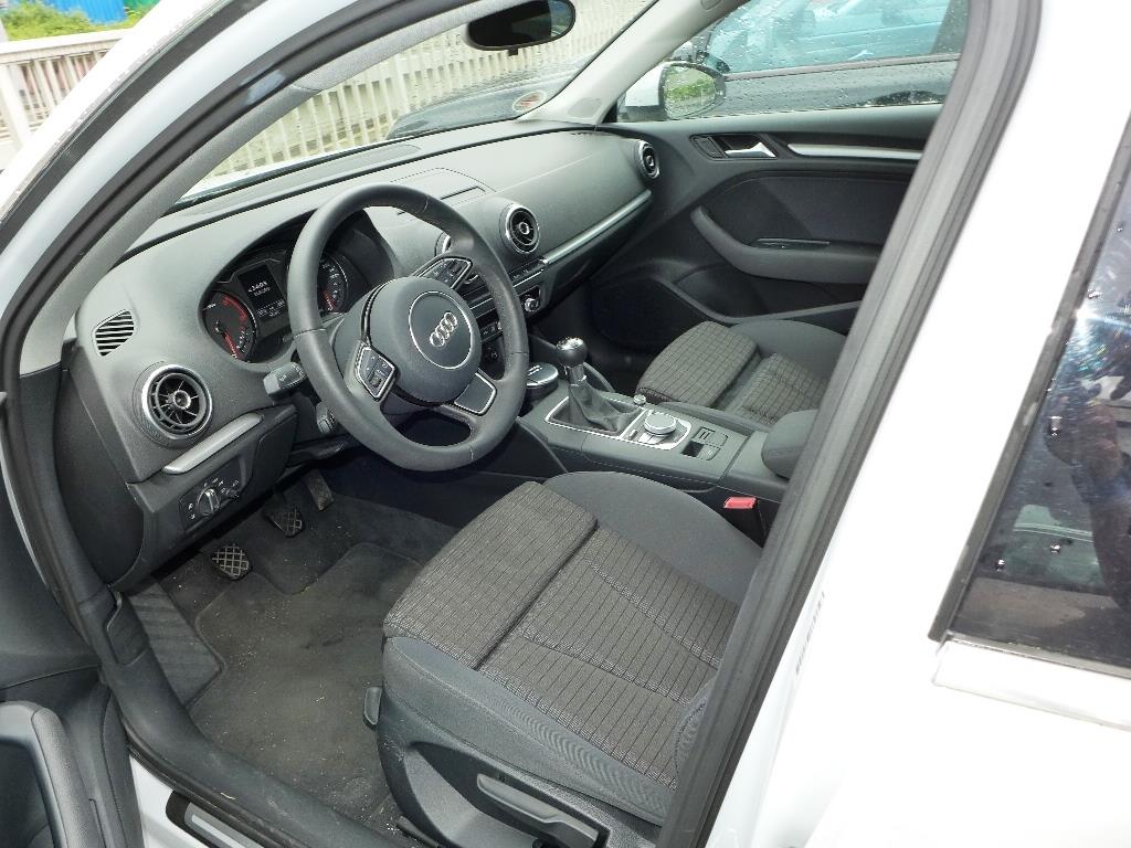 Maszyny budowlane, narzędzia ręczne, samochody, przyczepy i inne środki trwałe <br-21