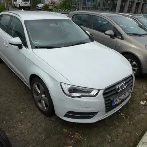 Pkw -Verkauf unter Vorbehalt Audi A3 2.0 TDI Sportback Ambition