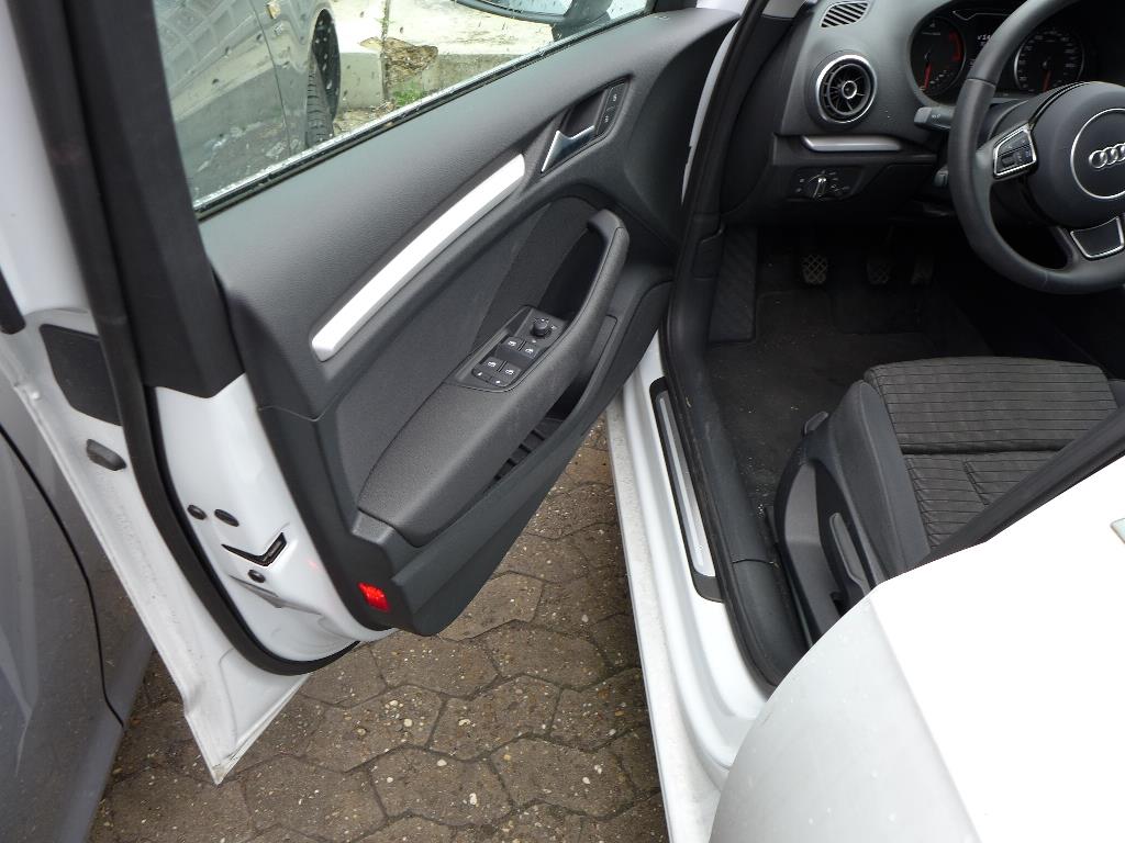 Maszyny budowlane, narzędzia ręczne, samochody, przyczepy i inne środki trwałe <br-6