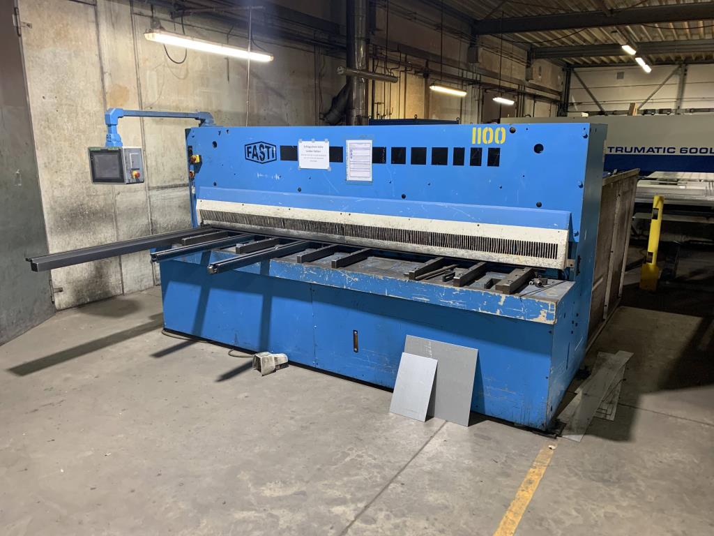 Maschinen zur Bearbeitung von dünnen/mittelstarken Blechen<br>(Schneiden, Stanzen, Pressen, Biegen)<br><font size="2">In Zusammenarbeit m. Hilco Industrial Acquisitions bv</font>-2