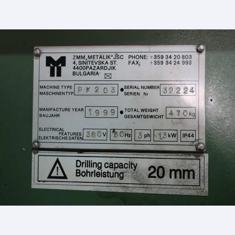 Máquinas para o processamento de chapas metálicas de espessura fina/média<br>(corte, perfuração, prensagem, dobragem)<br><font size="2">Em colaboração com a Hilco Industrial Acquisitions bv</font>-3