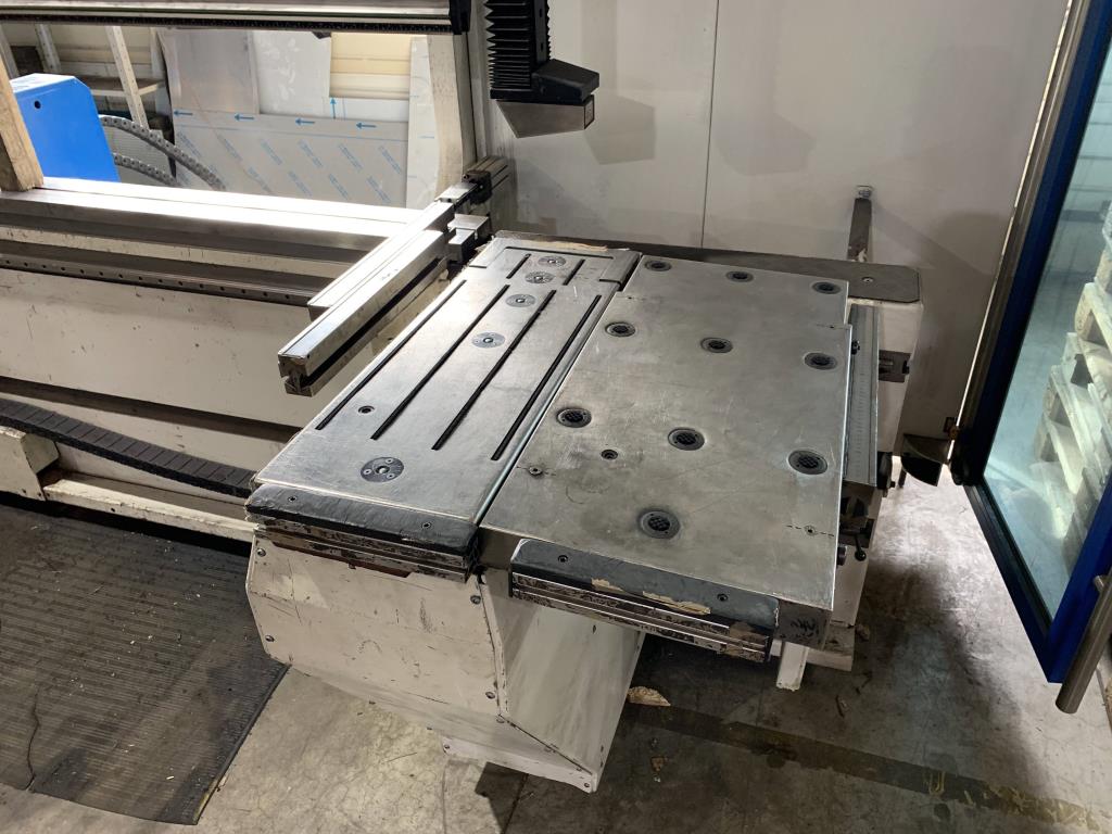 Machines for processing thin/medium thick sheet metal<br> (cutting, punching, pressing, bending)<br><font size="2">In collaboration with Hilco Industrial Acquisitions bv<br></font>-14