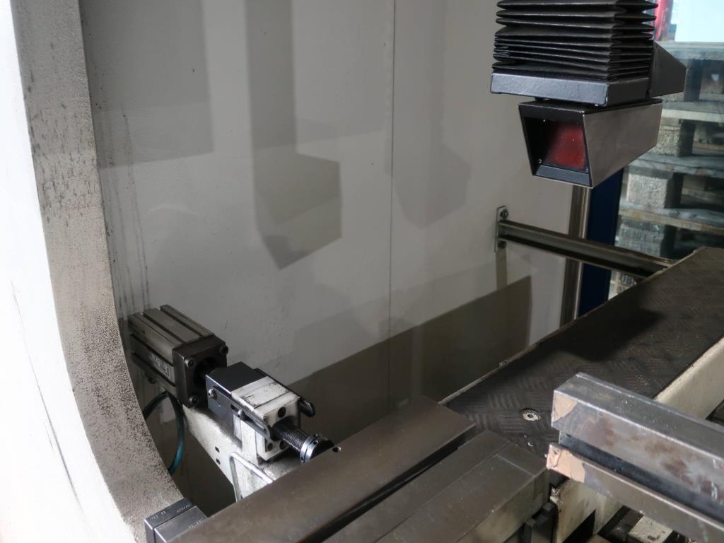 Machines for processing thin/medium thick sheet metal<br> (cutting, punching, pressing, bending)<br><font size="2">In collaboration with Hilco Industrial Acquisitions bv<br></font>-15