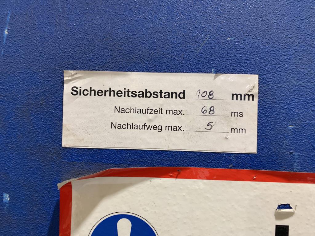 Machines for processing thin/medium thick sheet metal<br> (cutting, punching, pressing, bending)<br><font size="2">In collaboration with Hilco Industrial Acquisitions bv<br></font>-8