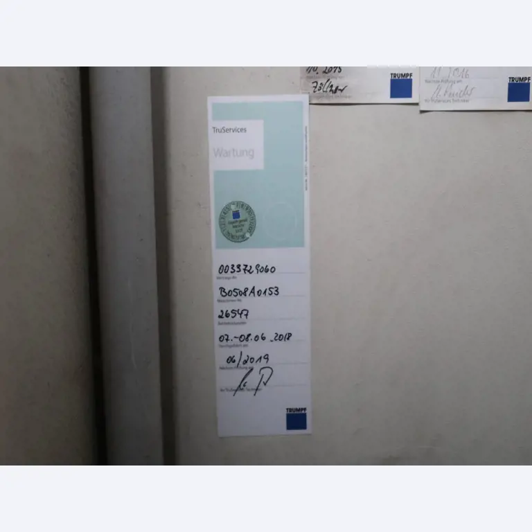 Máquinas para o processamento de chapas metálicas de espessura fina/média<br>(corte, perfuração, prensagem, dobragem)<br><font size="2">Em colaboração com a Hilco Industrial Acquisitions bv</font>-9
