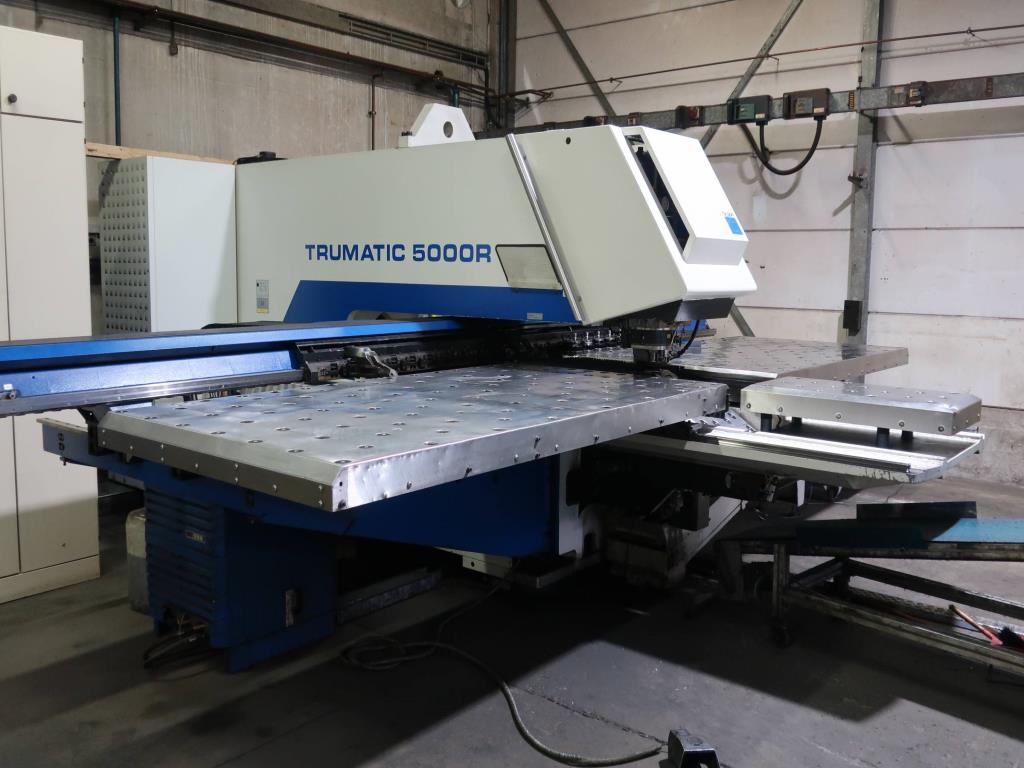 Machines for processing thin/medium thick sheet metal<br> (cutting, punching, pressing, bending)<br><font size="2">In collaboration with Hilco Industrial Acquisitions bv<br></font>-1
