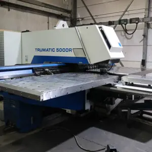 Punzonadora y punzonadora CNC Trumpf Trumatic 5000 R