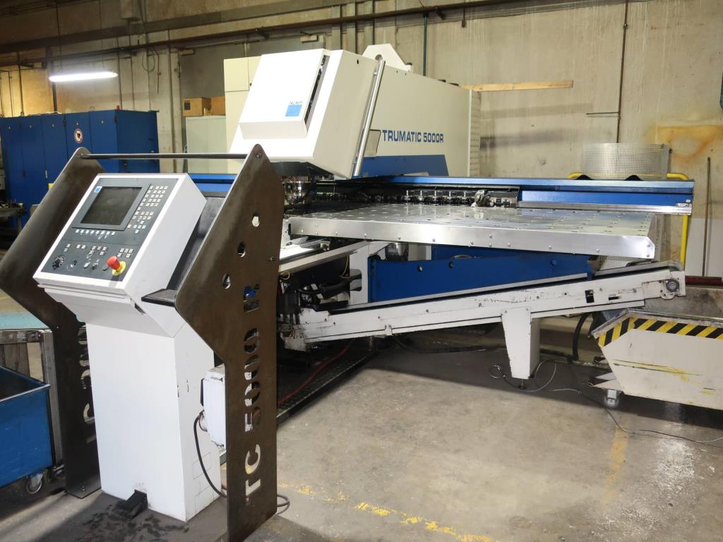 Machines for processing thin/medium thick sheet metal<br> (cutting, punching, pressing, bending)<br><font size="2">In collaboration with Hilco Industrial Acquisitions bv<br></font>-6