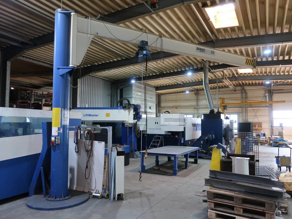 Maschinen zur Bearbeitung von dünnen/mittelstarken Blechen<br>(Schneiden, Stanzen, Pressen, Biegen)<br><font size="2">In Zusammenarbeit m. Hilco Industrial Acquisitions bv</font>-1