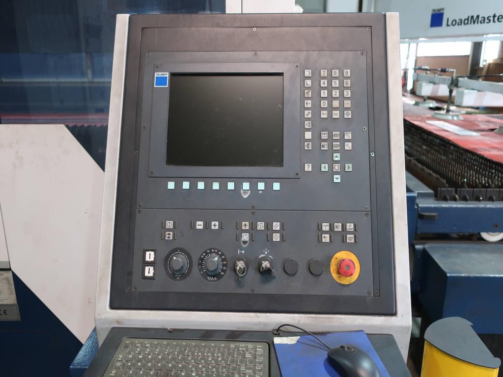 Machines for processing thin/medium thick sheet metal<br> (cutting, punching, pressing, bending)<br><font size="2">In collaboration with Hilco Industrial Acquisitions bv<br></font>-11