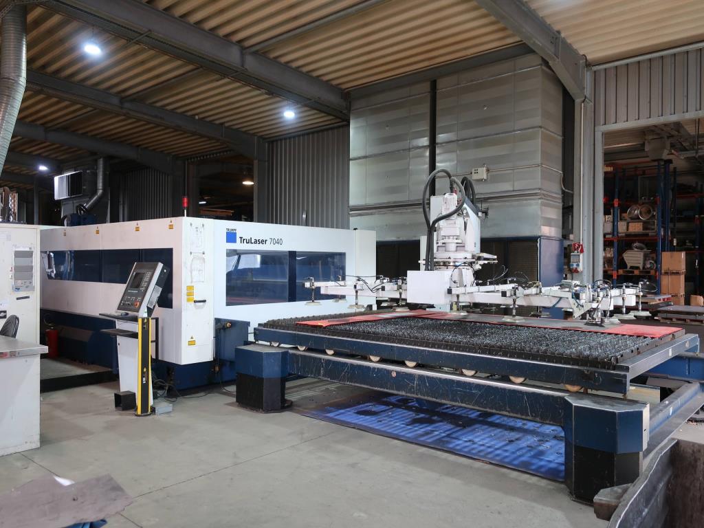 Machines for processing thin/medium thick sheet metal<br> (cutting, punching, pressing, bending)<br><font size="2">In collaboration with Hilco Industrial Acquisitions bv<br></font>-2