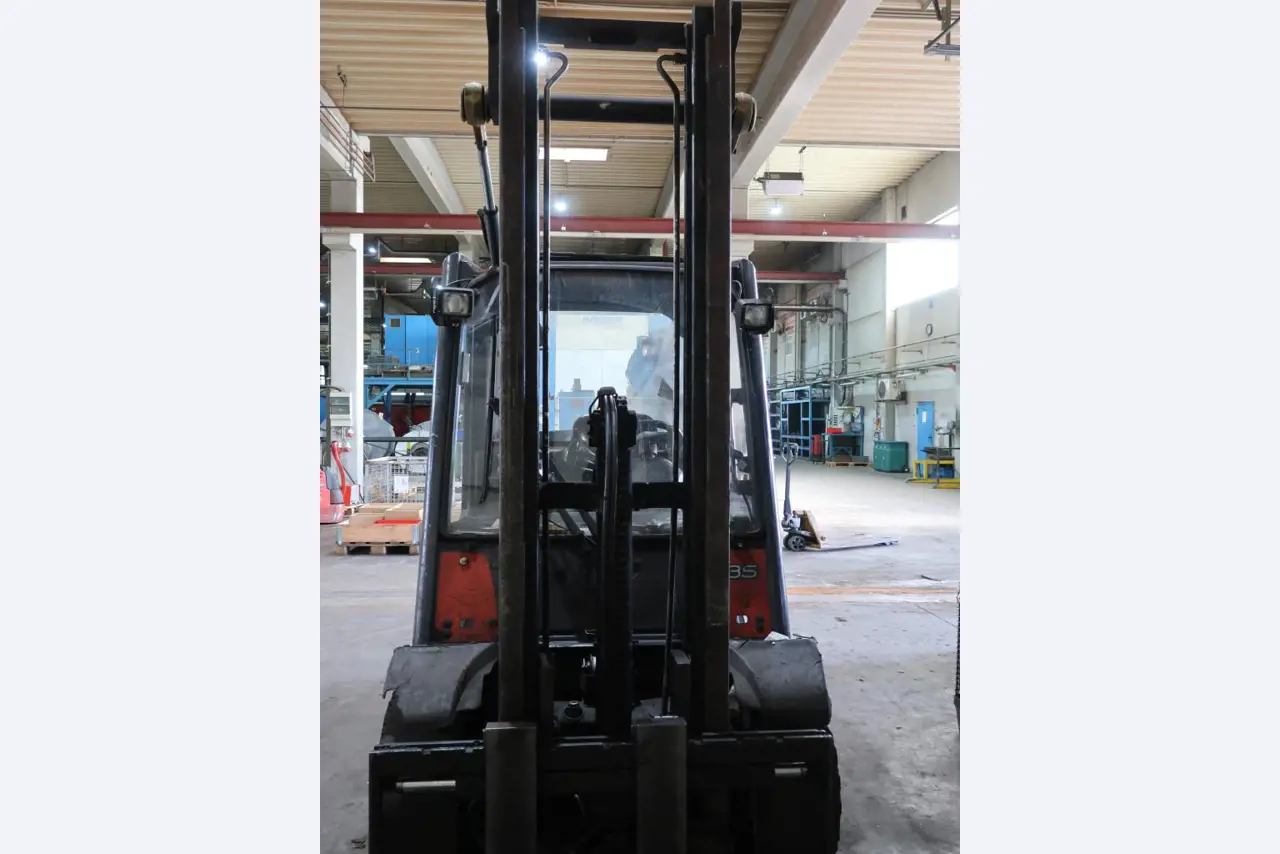 Máquinas para o processamento de chapas metálicas de espessura fina/média<br>(corte, perfuração, prensagem, dobragem)<br><font size="2">Em colaboração com a Hilco Industrial Acquisitions bv</font>-3