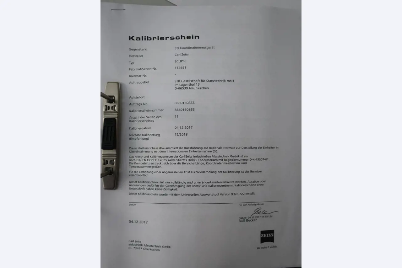 Máquinas para o processamento de chapas metálicas de espessura fina/média<br>(corte, perfuração, prensagem, dobragem)<br><font size="2">Em colaboração com a Hilco Industrial Acquisitions bv</font>-7