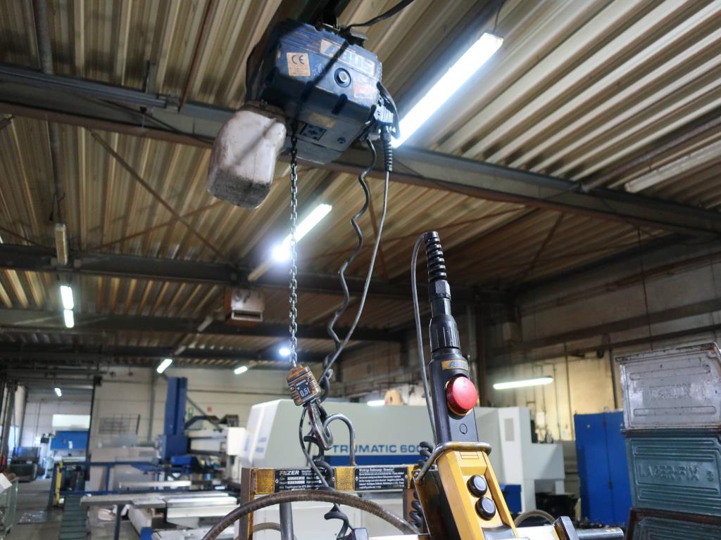 Machines pour l'usinage de tôles fines/moyennes<br>(découpe, poinçonnage, pressage, pliage)<br><font size="2">En collaboration avec Hilco Industrial Acquisitions bv</font>.-2