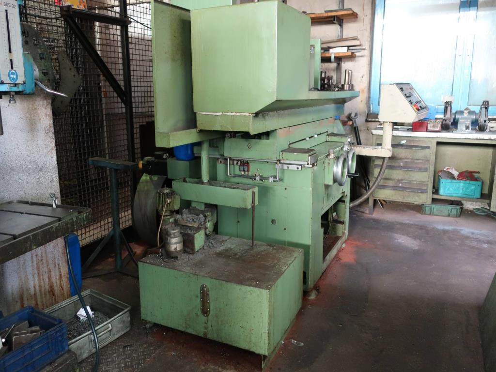 Machines for processing thin/medium thick sheet metal<br> (cutting, punching, pressing, bending)<br><font size="2">In collaboration with Hilco Industrial Acquisitions bv<br></font>-4