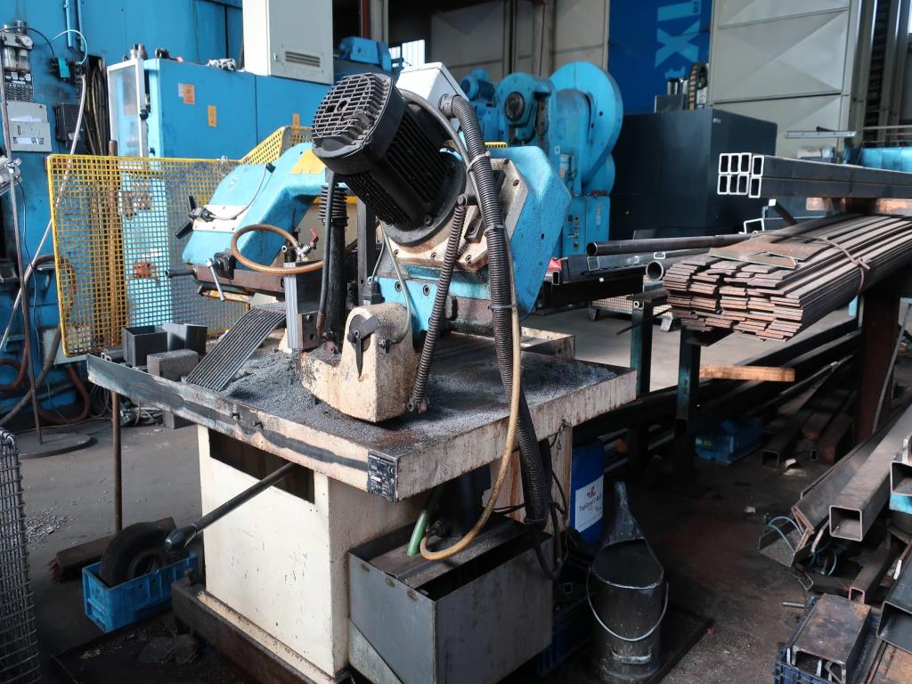 Machines for processing thin/medium thick sheet metal<br> (cutting, punching, pressing, bending)<br><font size="2">In collaboration with Hilco Industrial Acquisitions bv<br></font>-2