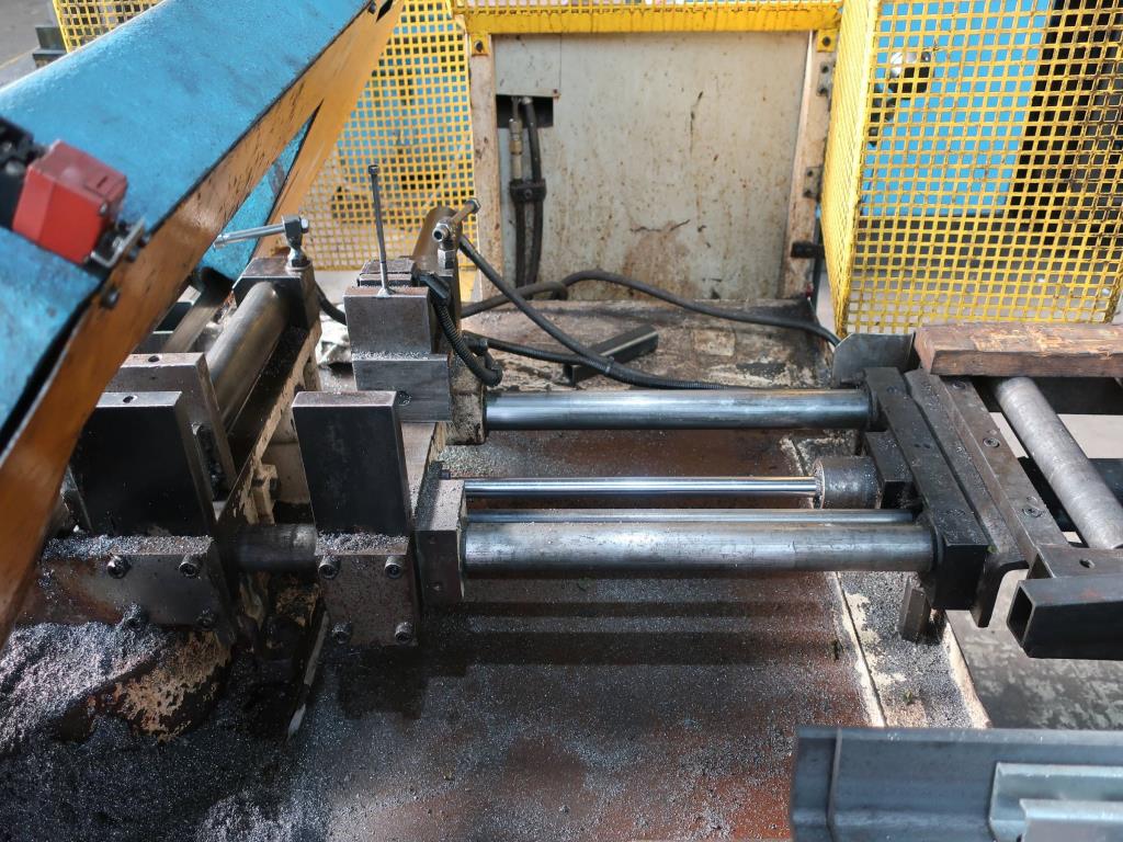 Machines for processing thin/medium thick sheet metal<br> (cutting, punching, pressing, bending)<br><font size="2">In collaboration with Hilco Industrial Acquisitions bv<br></font>-3