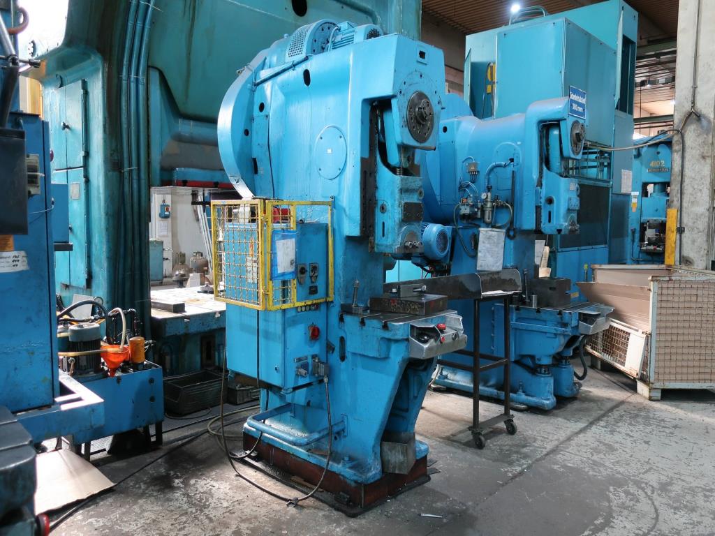 Machines for processing thin/medium thick sheet metal<br> (cutting, punching, pressing, bending)<br><font size="2">In collaboration with Hilco Industrial Acquisitions bv<br></font>-2