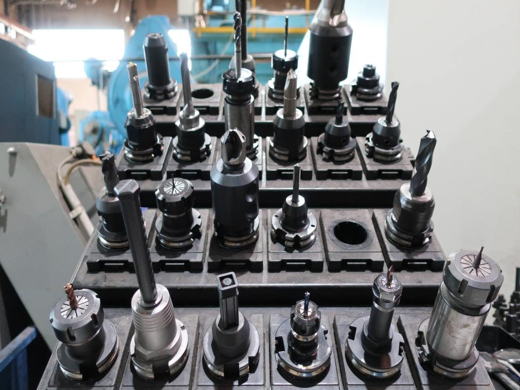 Machines for processing thin/medium thick sheet metal<br> (cutting, punching, pressing, bending)<br><font size="2">In collaboration with Hilco Industrial Acquisitions bv<br></font>-1