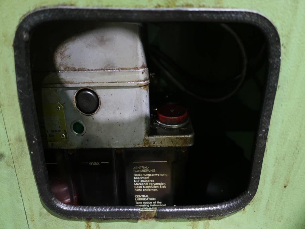 Machines for processing thin/medium thick sheet metal<br> (cutting, punching, pressing, bending)<br><font size="2">In collaboration with Hilco Industrial Acquisitions bv<br></font>-7