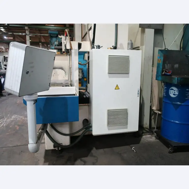 Machines pour l'usinage de tôles fines/moyennes<br>(découpe, poinçonnage, pressage, pliage)<br><font size="2">En collaboration avec Hilco Industrial Acquisitions bv</font>.-4