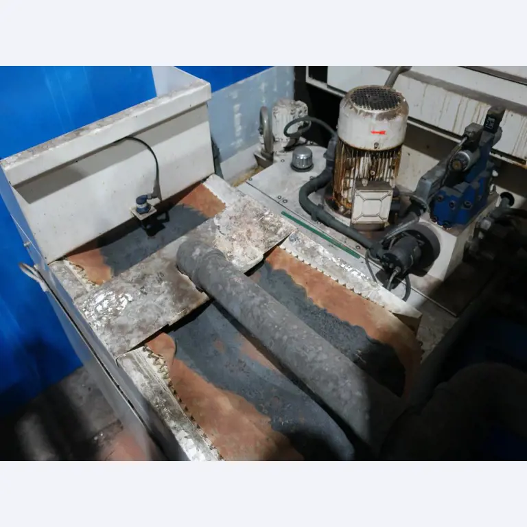 Machines pour l'usinage de tôles fines/moyennes<br>(découpe, poinçonnage, pressage, pliage)<br><font size="2">En collaboration avec Hilco Industrial Acquisitions bv</font>.-6