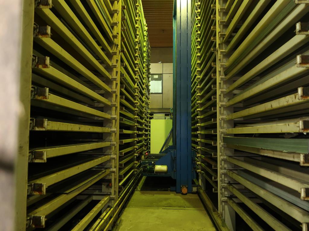 Machines for processing thin/medium thick sheet metal<br> (cutting, punching, pressing, bending)<br><font size="2">In collaboration with Hilco Industrial Acquisitions bv<br></font>-3