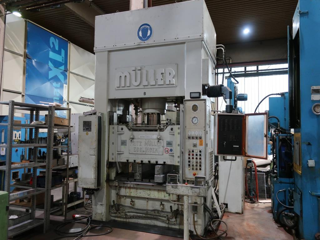 Machines for processing thin/medium thick sheet metal<br> (cutting, punching, pressing, bending)<br><font size="2">In collaboration with Hilco Industrial Acquisitions bv<br></font>-1