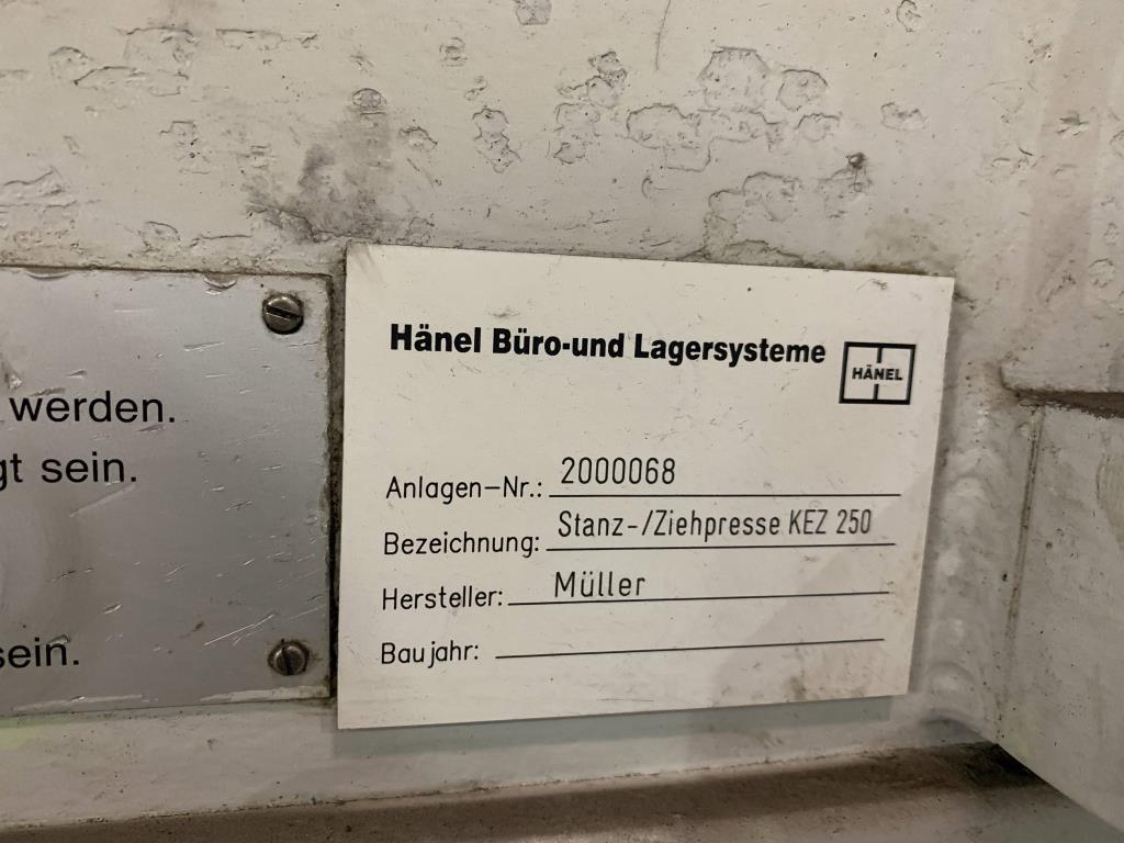 Machines for processing thin/medium thick sheet metal<br> (cutting, punching, pressing, bending)<br><font size="2">In collaboration with Hilco Industrial Acquisitions bv<br></font>-3